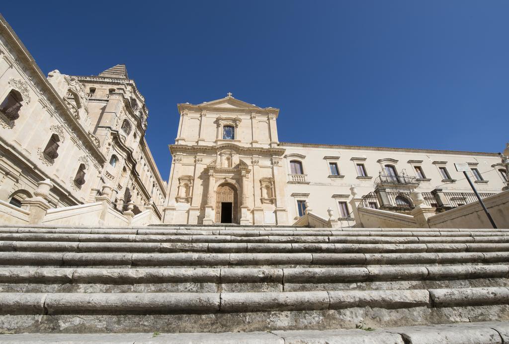 Ferienwohnung Casa Elia: Locazione Breve Noto Exterior foto