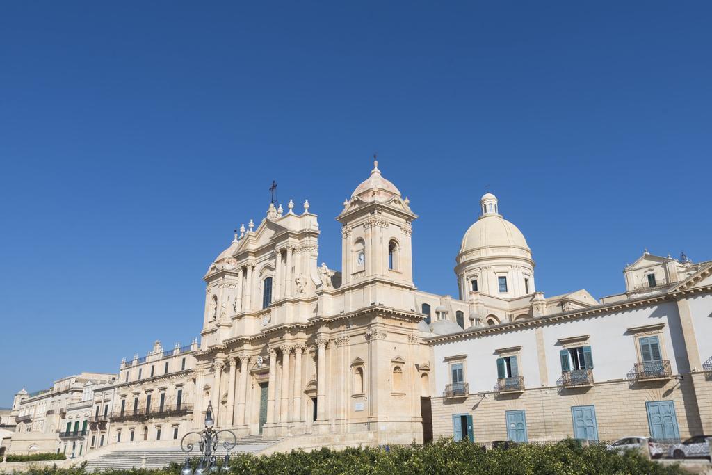 Ferienwohnung Casa Elia: Locazione Breve Noto Exterior foto